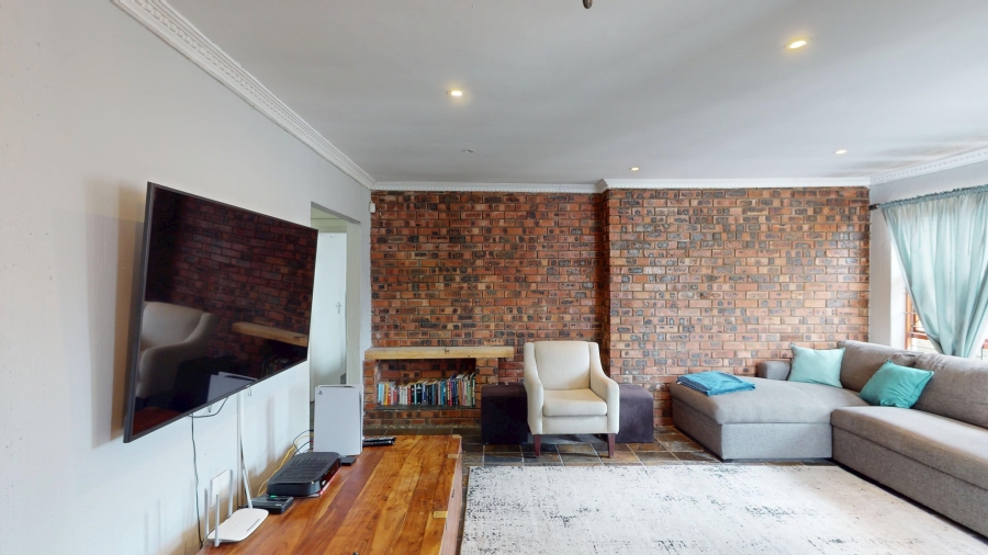 3 Bedroom Property for Sale in Balvenie Western Cape